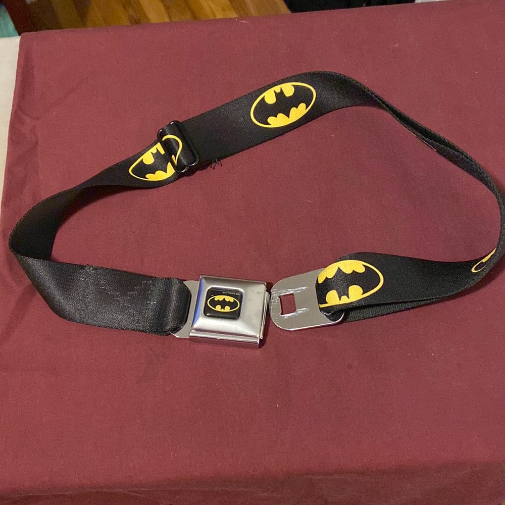 Batman adjustable belt